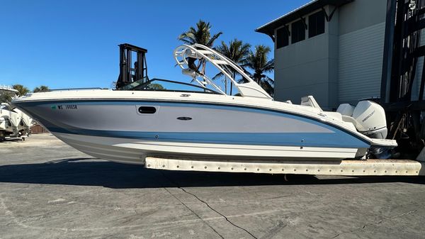 Sea Ray 290 SDX 