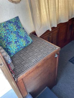 Willard Marine Nomad 30 image