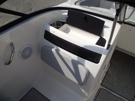 Bayliner VR5-OB image