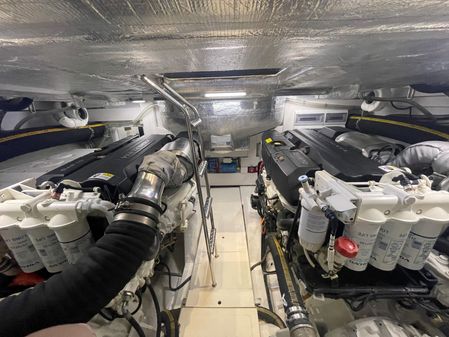 Galeon 500 Fly image