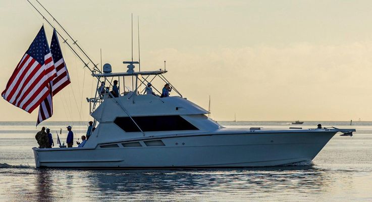 Hatteras 54 Convertible - main image