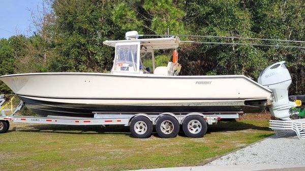 Pursuit 3480 Center Console