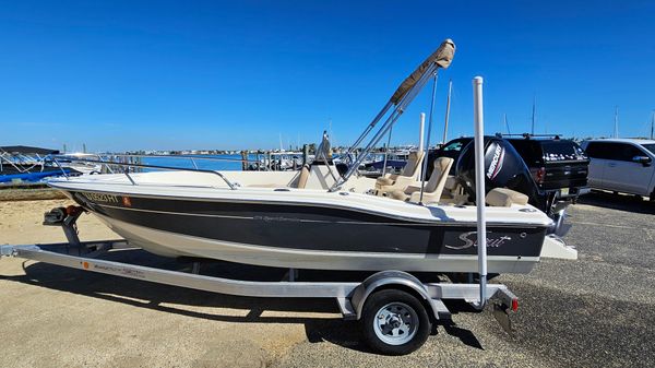 Scout 175 Sport Dorado 