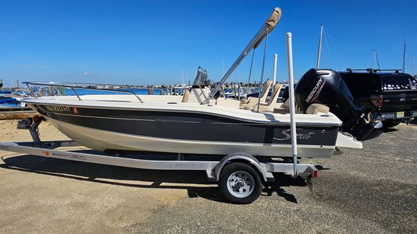 Scout 175 Sport Dorado image