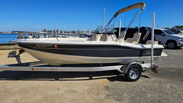 Scout 175 Sport Dorado image