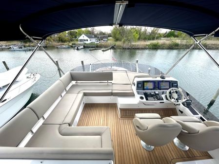 Sunseeker Manhattan 52 image