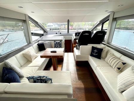 Sunseeker Manhattan 52 image