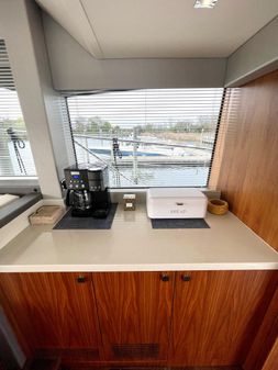Sunseeker Manhattan 52 image