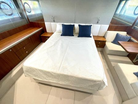 Sunseeker Manhattan 52 image