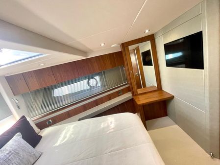 Sunseeker Manhattan 52 image