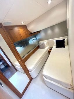 Sunseeker Manhattan 52 image