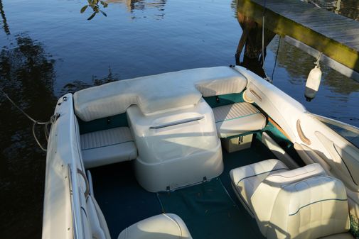 Sea Ray 210 Bow Rider image