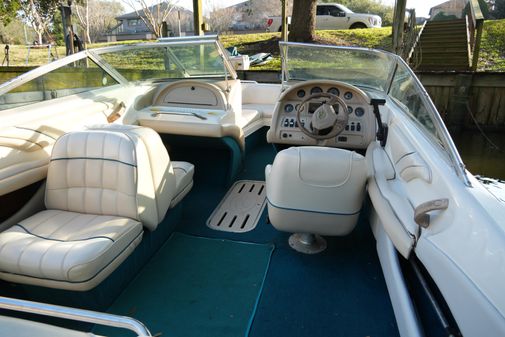 Sea Ray 210 Bow Rider image