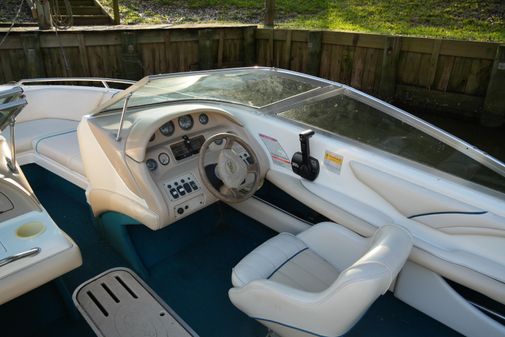 Sea Ray 210 Bow Rider image