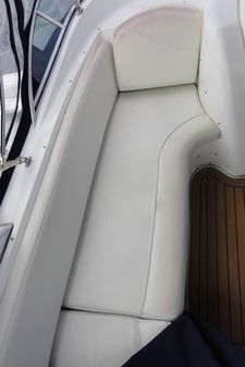 Bayliner 3488 Command Bridge Motoryacht image