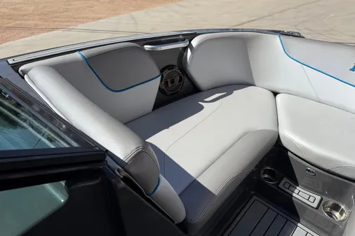 MasterCraft NXT22 image