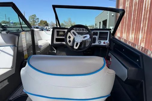 MasterCraft NXT22 image