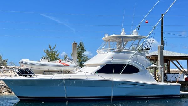 Riviera Flybridge 42