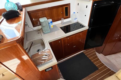 Riviera 42Flybridge image