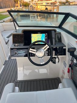 Sea Ray SDX 270 Outboard image