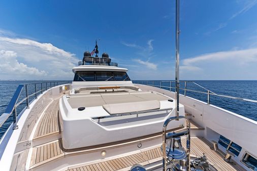 Custom Line Navetta 33 image