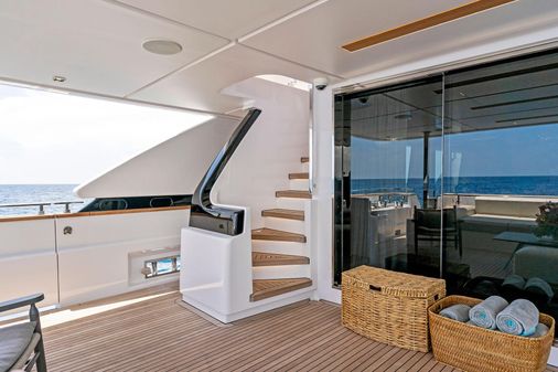 Custom Line Navetta 33 image