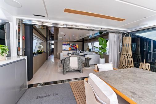 Custom Line Navetta 33 image