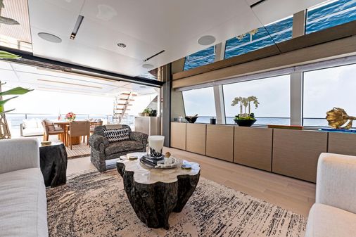 Custom Line Navetta 33 image