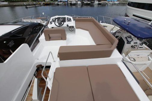 Armatti 420 Flybridge image