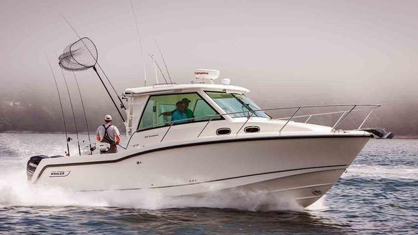 Boston Whaler 315 Conquest Pilothouse