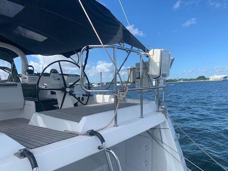 Jeanneau 64 image