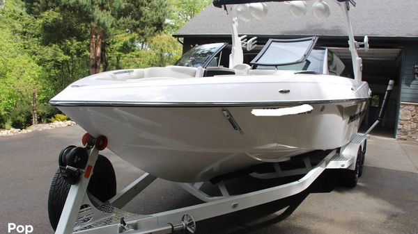 Malibu Wakesetter 25 LSV 