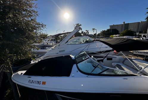 Sea-ray 240-SUNDECK image