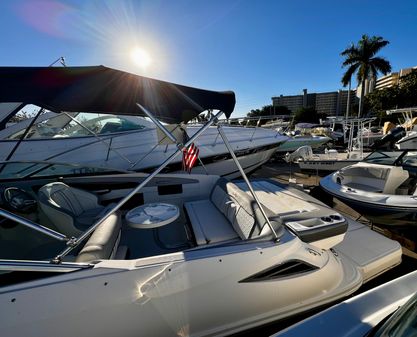 Sea-ray 240-SUNDECK image