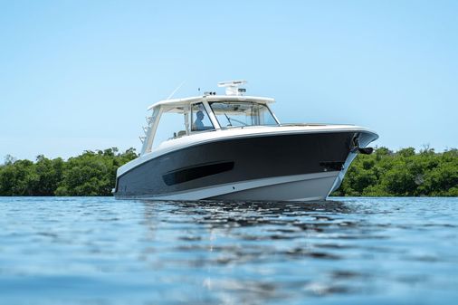 Boston Whaler 420 Outrage image