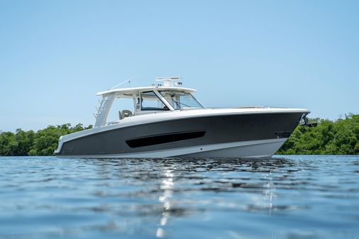 Boston Whaler 420 Outrage image