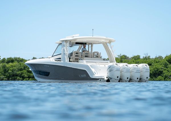 Boston Whaler 420 Outrage image