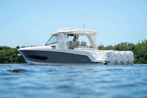 Boston Whaler 420 Outrage image