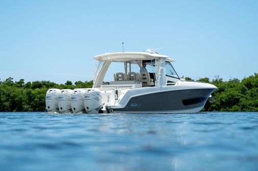 Boston Whaler 420 Outrage image