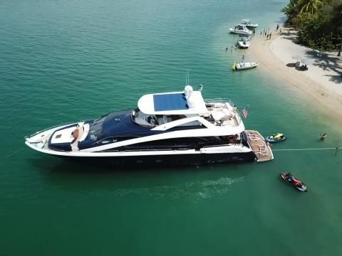 Sunseeker 86 Yacht image