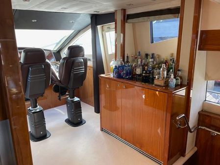 Sunseeker 86 Yacht image