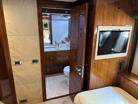 Sunseeker 86 Yacht image