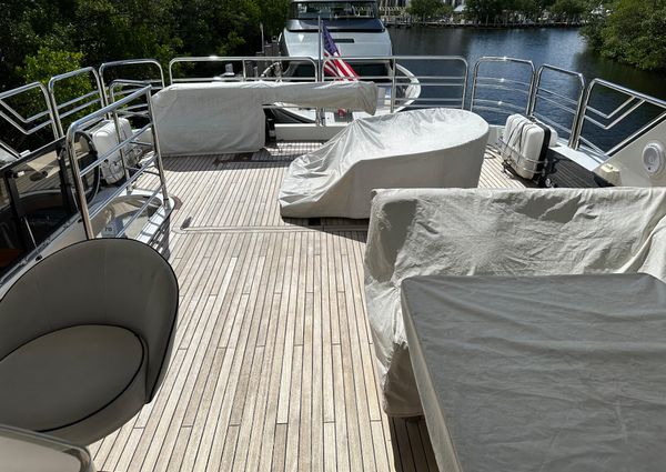 Sunseeker 86 Yacht image