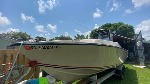 SeaVee 25 