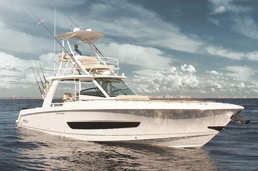 Boston Whaler 420 Outrage image