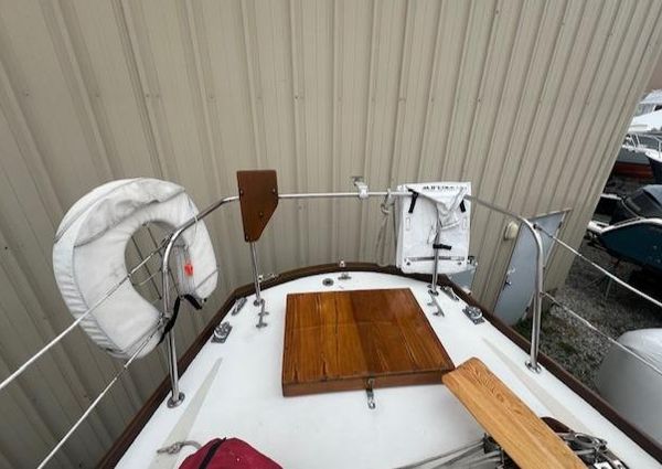 Hinckley Pilot 35 Sloop (Hull #100) image