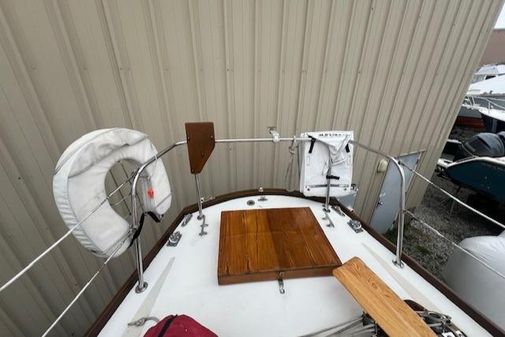 Hinckley Pilot 35 Sloop (Hull #100) image