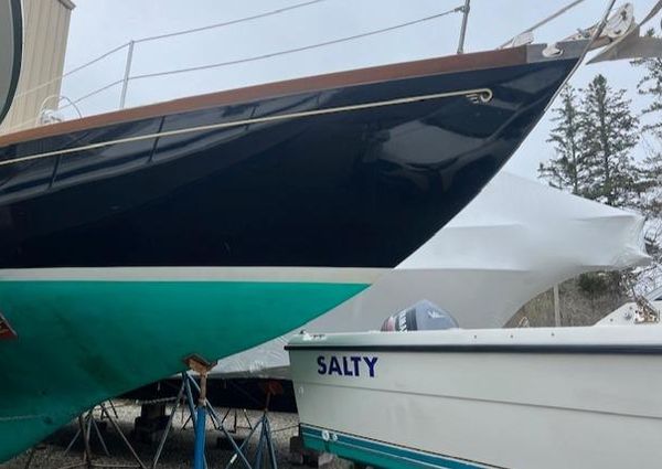 Hinckley Pilot 35 Sloop (Hull #100) image