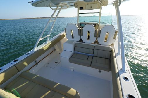 Pursuit ST 310 Sport image