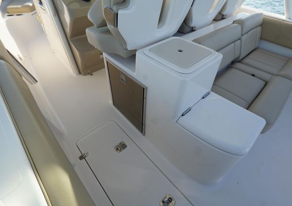 Pursuit ST 310 Sport image